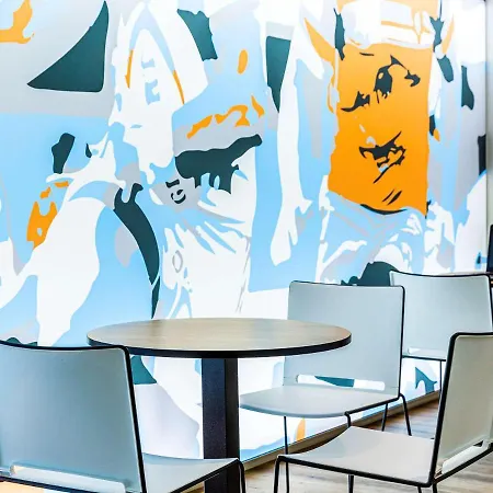 Ibis Styles Nord Sesquieres מלון 3*