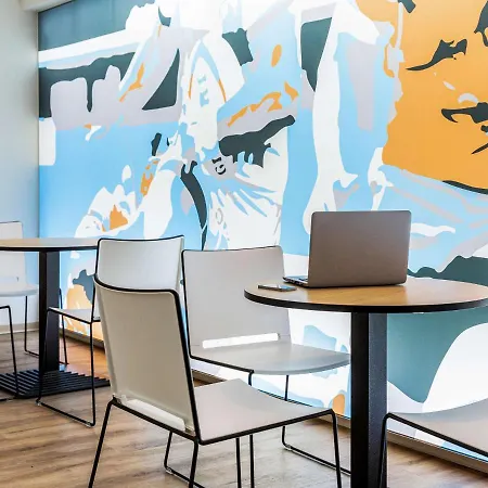 Ibis Styles Nord Sesquieres טולוז