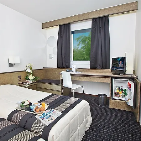 Ibis Styles Nord Sesquieres 3* טולוז