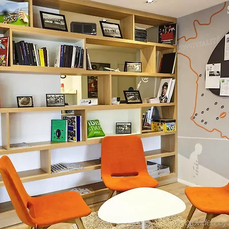 Ibis Styles Nord Sesquieres מלון 3*