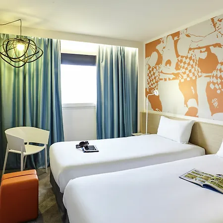 Ibis Styles Nord Sesquieres מלון טולוז