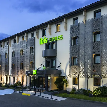 Ibis Styles Nord Sesquieres מלון טולוז